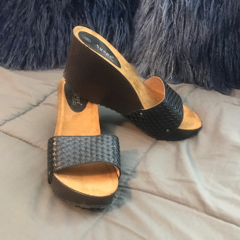 Women’s Wedge Sandals, size 10, woven foot straps